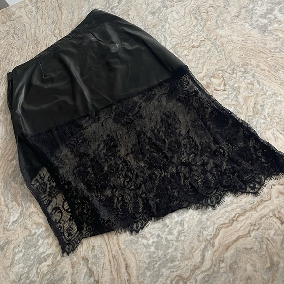 Vegan leather skirt - Picture 4 of 5